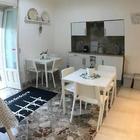 Stellammare Apulian House باري